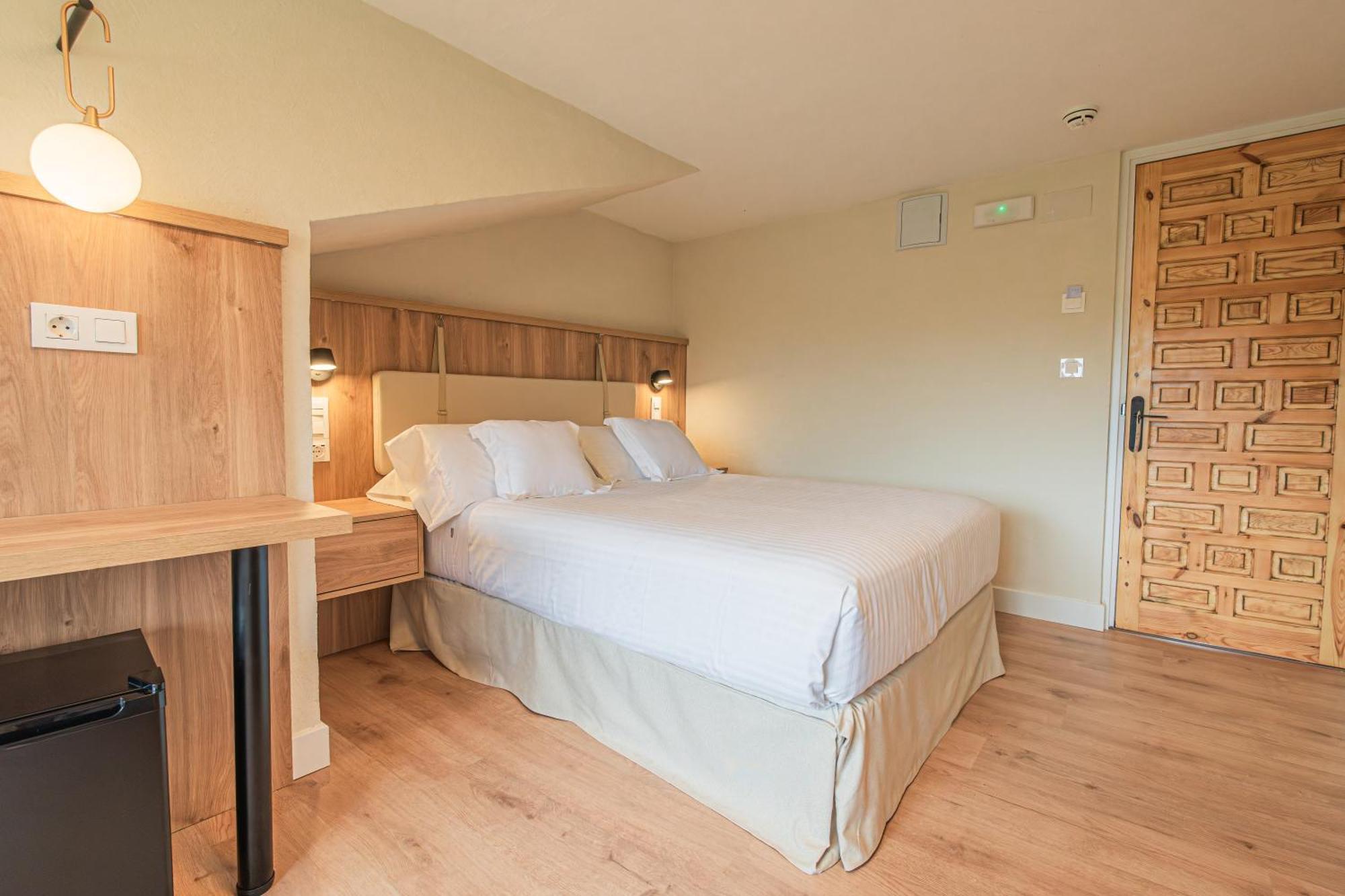 Hotel R Santillana Сантильяна-дель-Мар Экстерьер фото